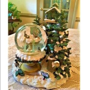 Pfatzgraff Winterwood Music Box and Snow Globe